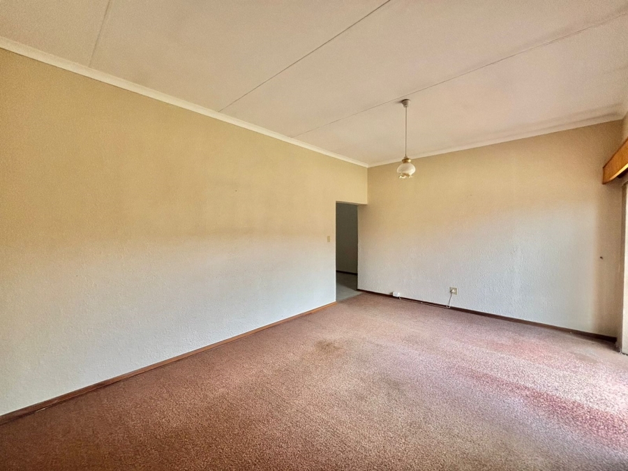 2 Bedroom Property for Sale in Oudorp North West